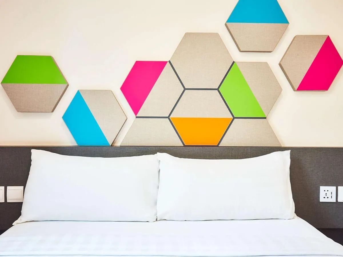 Ibis Budget Singapore Emerald